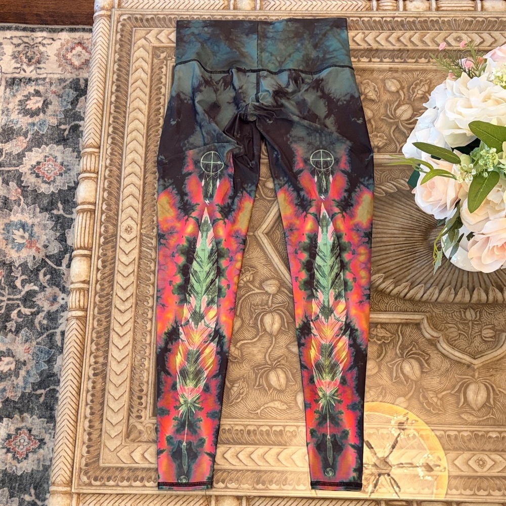 Teeki Multicolor Feather Print tie dye Leggings